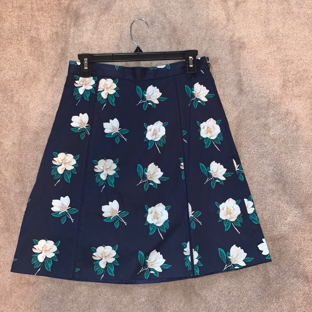 Draper James Magnolia Skirt. Size 4